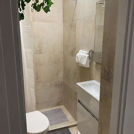 Washington * Belgrado